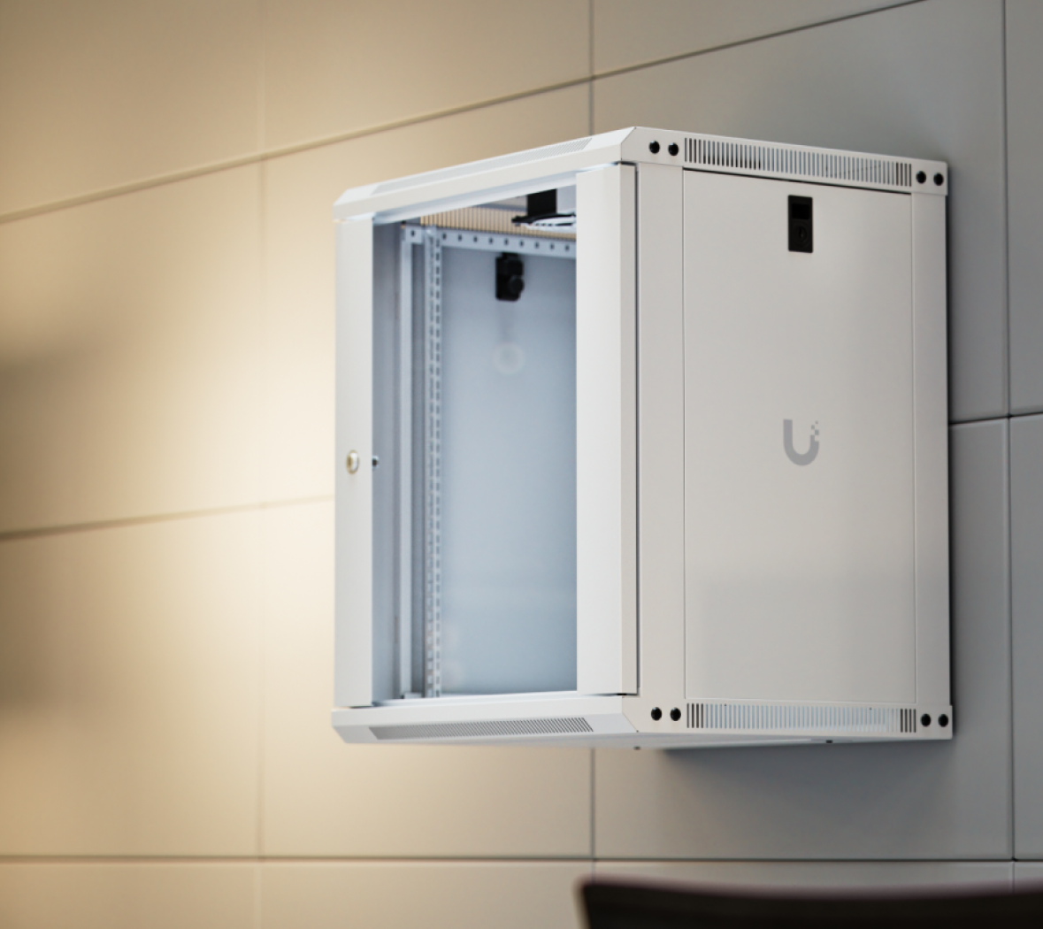 UACC-Rack-12U-Wall-450-G