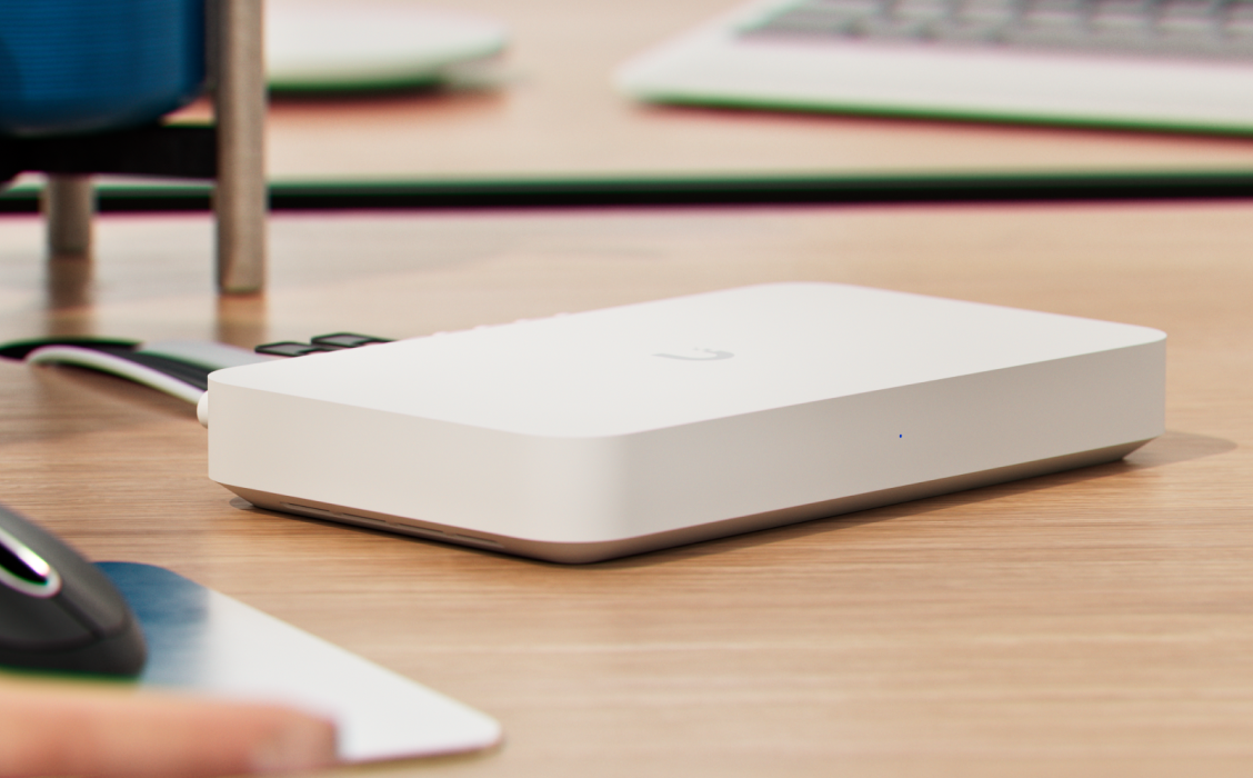 ルーター・ネットワーク機器 Ubiquiti Unifi Gateway Fiber (UXG-Fiber) Streakwave Ubiquiti UXG-Fiber UniFi Gateway Fiber