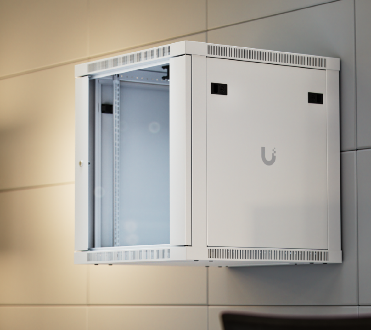 UACC-Rack-12U-Wall-600-G